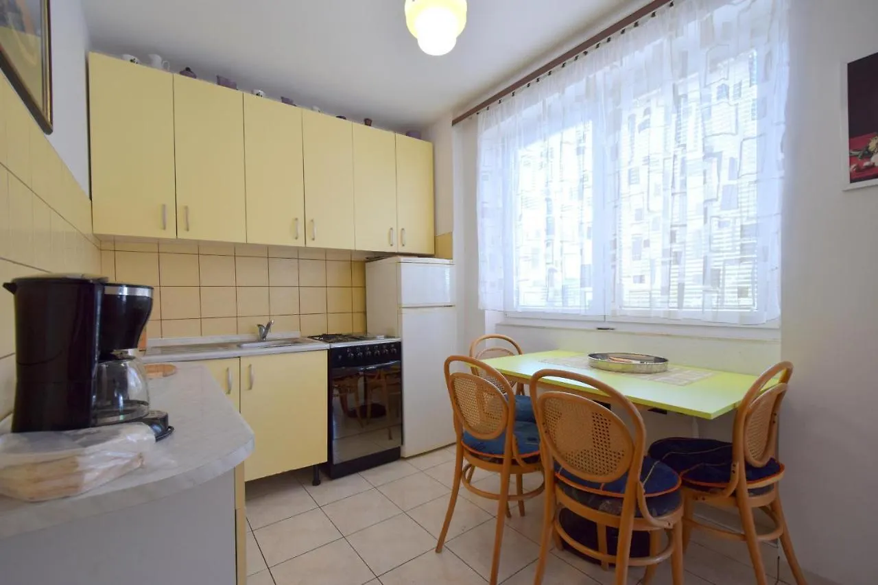 Apartment Angela Malinska